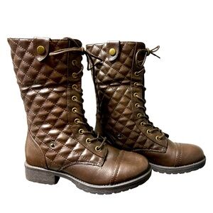 Shoe Dazzle Combat Boots Womens Size 5.5 Quilted Upper Fold Over Lace Up Brown